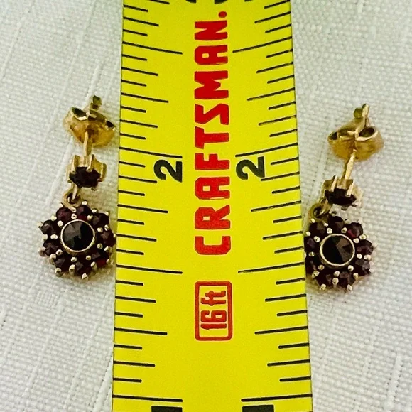 Vintage / Rare G~900 Garnet Earrings ( 21.6 K ) - Picture 5 of 7